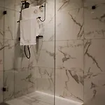 Spacious Deluxe Seaside Escape خليج سانت بول