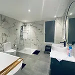 Spacious Deluxe Seaside Escape بيت للعطل خليج سانت بول