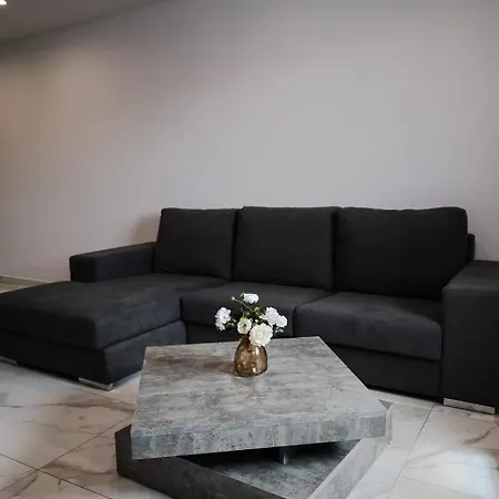 Spacious Deluxe Seaside Escape Vakantiehuis