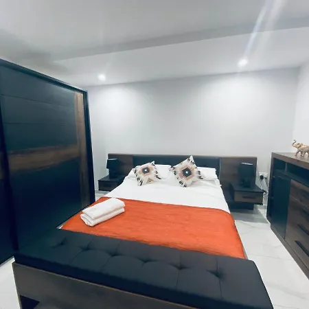 Spacious Deluxe Seaside Escape خليج سانت بول