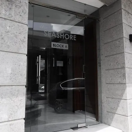 Spacious Deluxe Seaside Escape St Paul's Bay