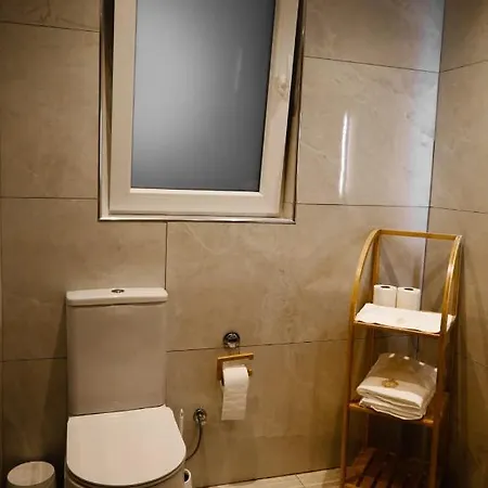 Spacious Deluxe Seaside Escape Tatil Evi