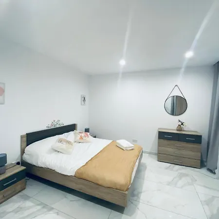 Spacious Deluxe Seaside Escape San Pawl il-Baħar