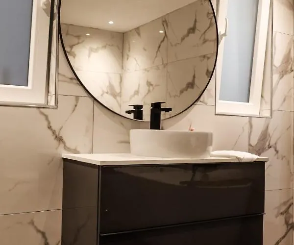 Spacious Deluxe Seaside Escape * St Paul's Bay